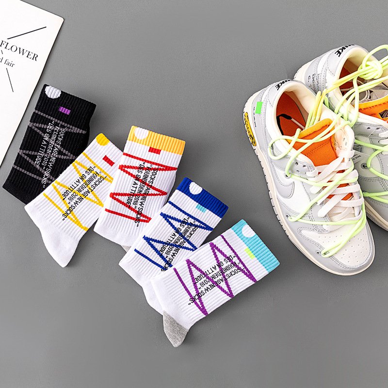 Red | Off-White Crew socks