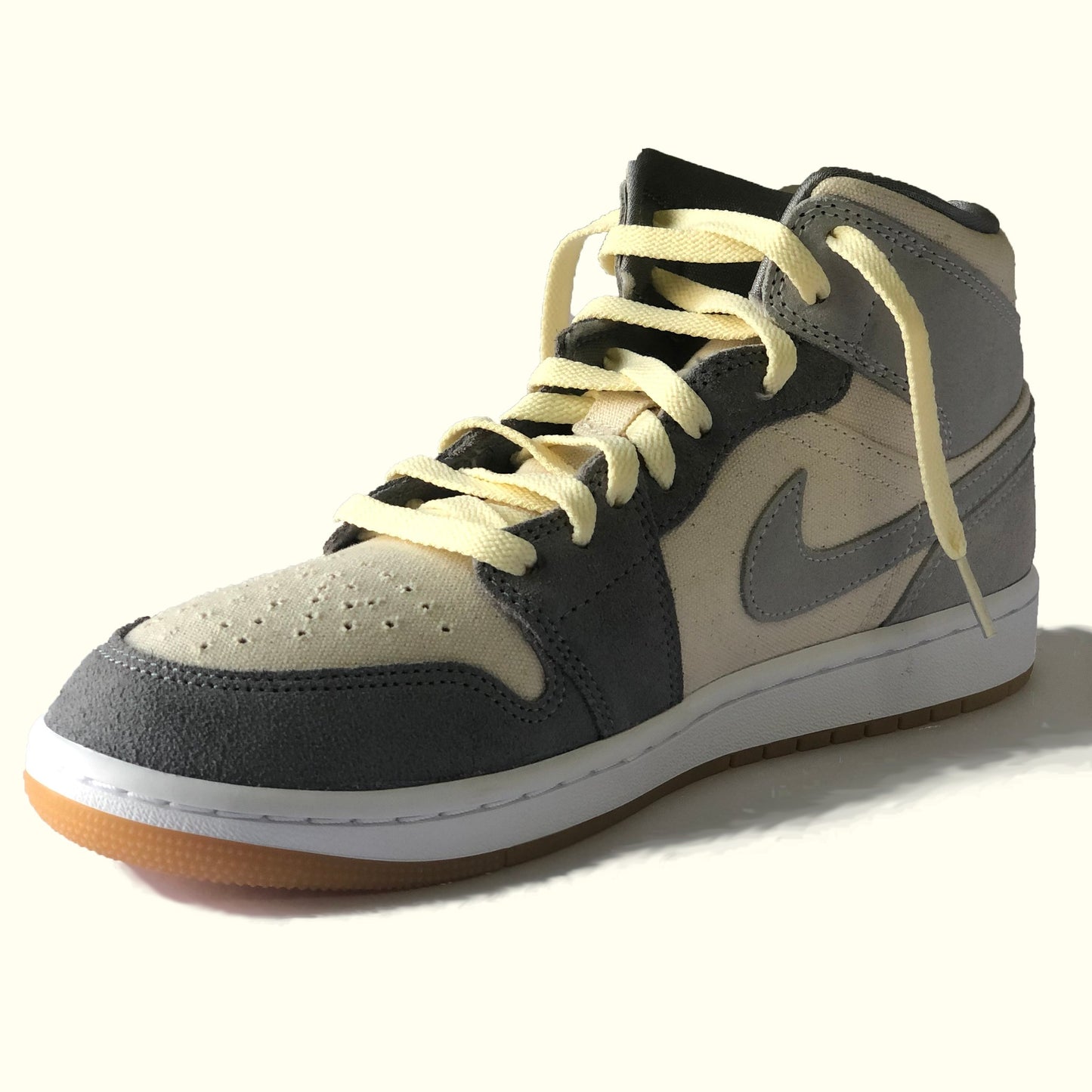 Buttermilk Yellow | Flat Laces